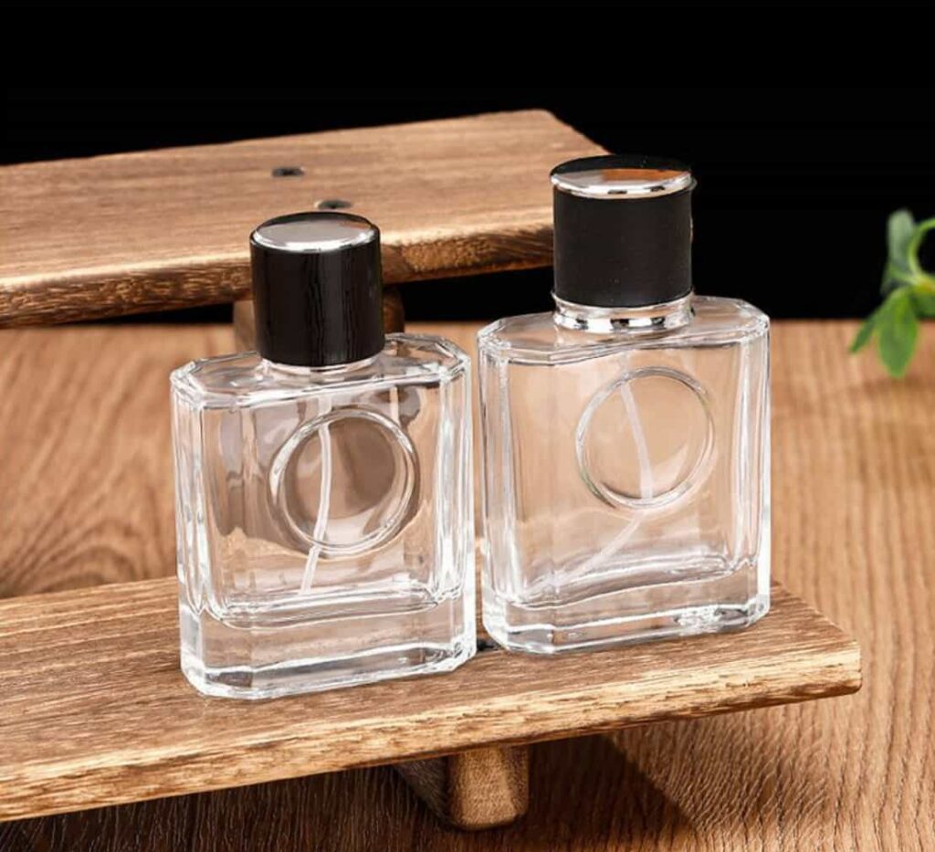 Square bottle with disc medal hole 50ml 