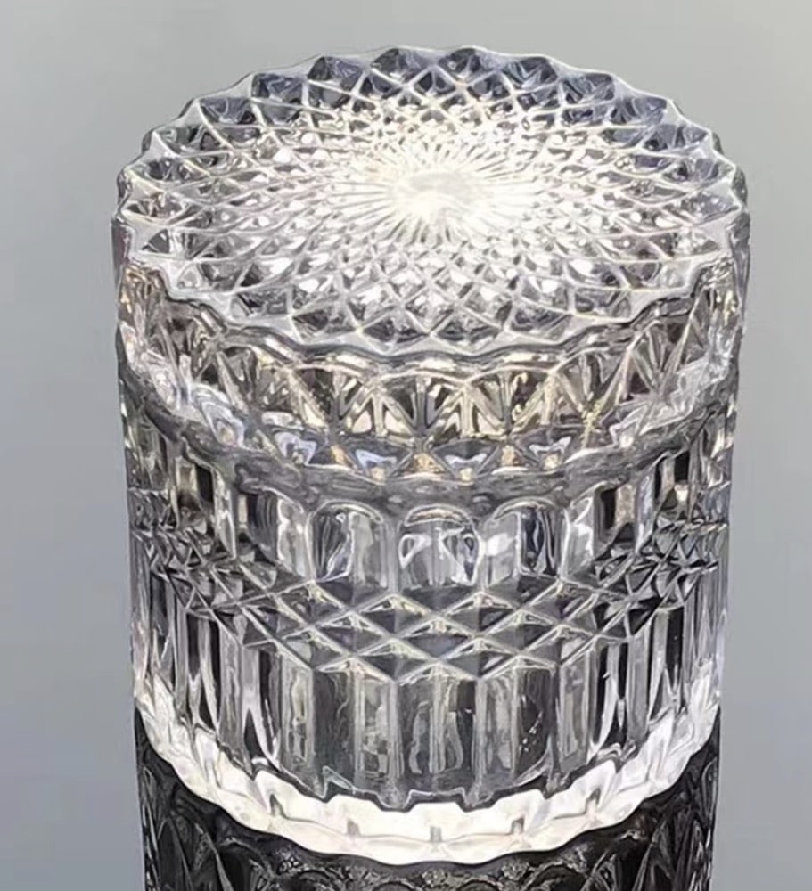 Embossed luxury glass candle jar 